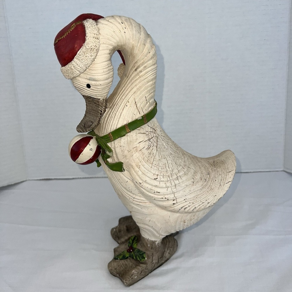 Christmas Goose Santa Hat Vintage Rustic Wood Look 7" Figurine Grannycore Cottag